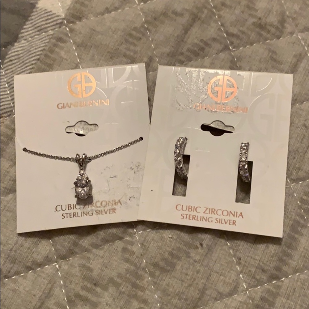 NEW - Necklace & Hoop Earrings